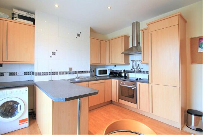 2 Bedroom Apartment To Rent In Eaton Road, Handbridge, Chester, CH4