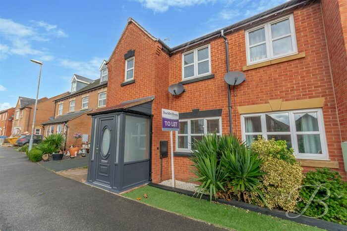 3 Bedroom Semi-Detached House To Rent In East Street, Warsop Vale, Mansfield, NG20