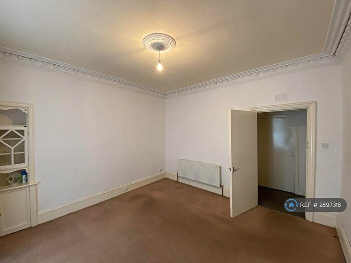 1 Bedroom Flat To Rent In Cunningham Street, Dundee, DD4