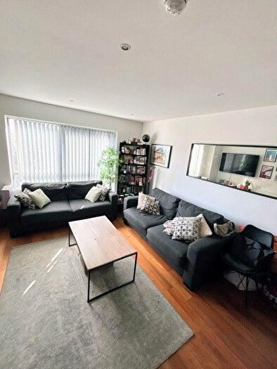 2 Bedroom Flat To Rent In William Jessop Way, Liverpool, L3