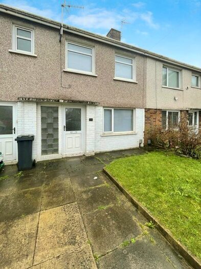 3 Bedroom Property To Rent In St Kitts Place, Port Talbot, SA12