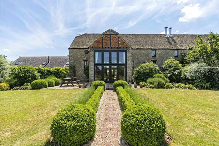 4 Bedroom Detached House For Sale In City Farm, Eynsham, OX29