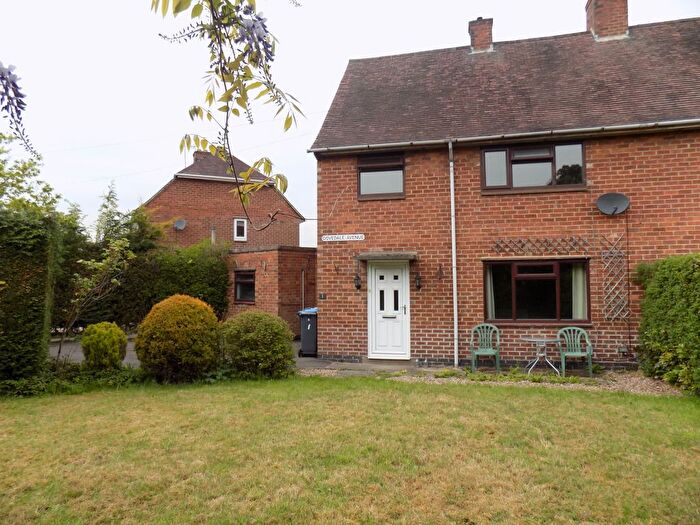 3 Bedroom Property To Rent In Dovedale Avenue, Ashbourne, Derbyshire, DE6