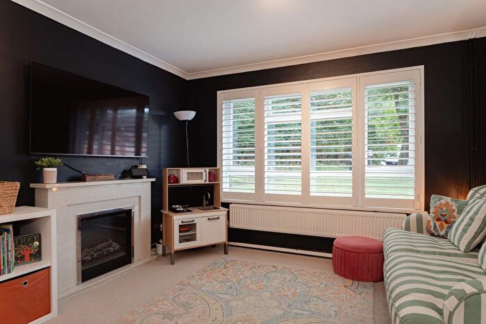 2 Bedroom Semi Detached House For Sale In Dale View, Headley, Epsom, KT18