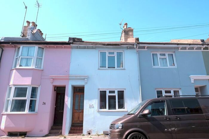 4 Bedroom Terraced House For Sale In Park Crescent Road, Brighton, BN2