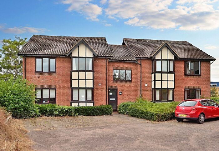 1 Bedroom Flat To Rent In Birdlip Lane, Kents Hill, MK7