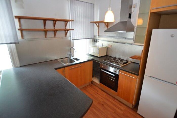 2 Bedroom Flat To Rent In Ecclesall Road, Sheffield, S11