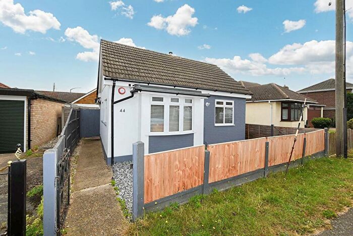 2 Bedroom Detached Bungalow To Rent In Viewings Closed Please Email *Waalwyk Drive, Canvey Island, SS8