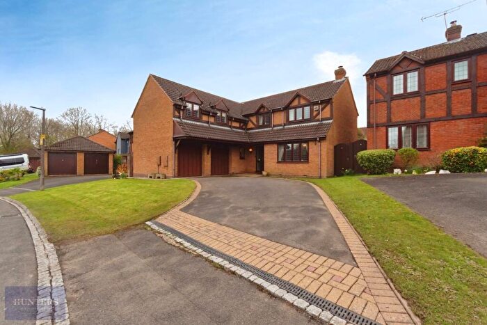 5 Bedroom Detached House For Sale In Cotheridge Close, Shirley, Solihull, B90