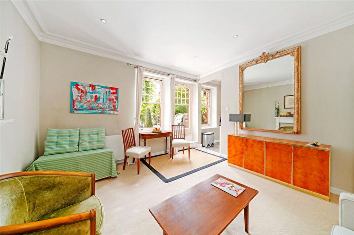 2 Bedroom Flat To Rent In Vereker Road, West Kensington, London, W14