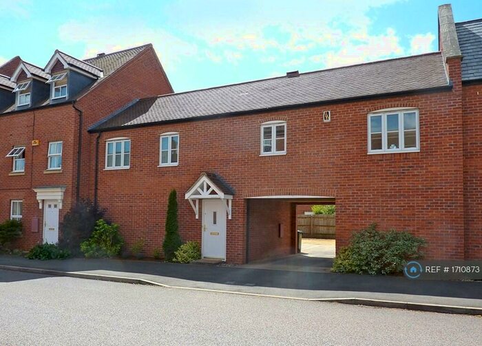 2 Bedroom Flat To Rent In Winter Gardens Way, Banbury, OX16