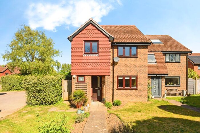 3 Bedroom Semi-Detached House For Sale In Dents Grove, Tadworth, Surrey, KT20