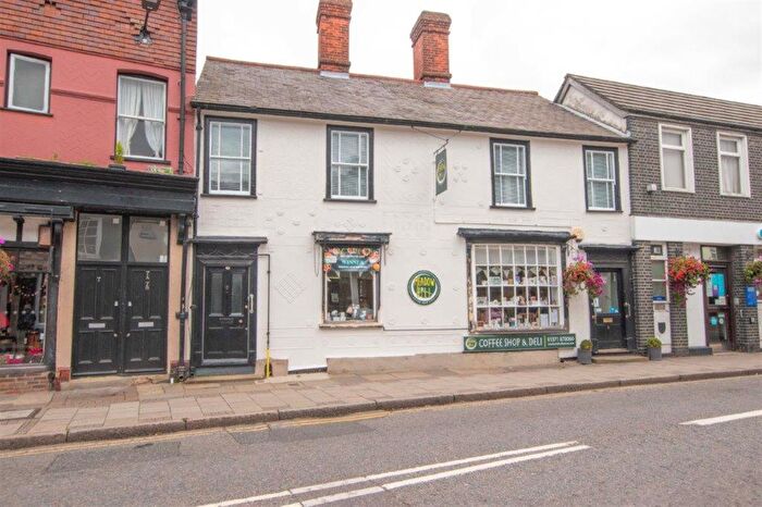 2 Bedroom Apartment To Rent In High Street, Great Dunmow, Essex, CM6
