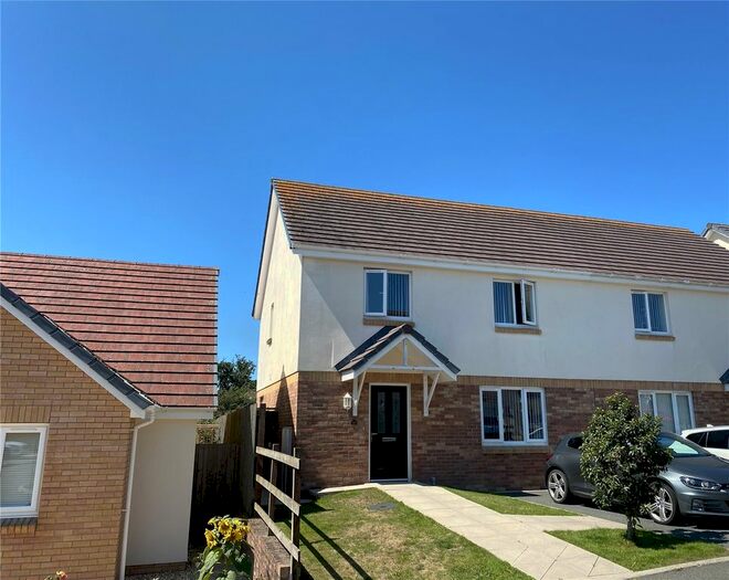 3 Bedroom Semi-Detached House For Sale In Myrtle Meadows, Milford Haven, Pembrokeshire, SA73