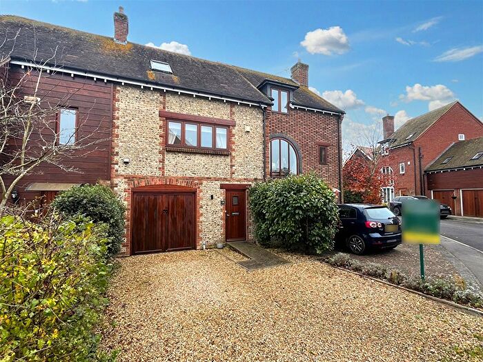 3 Bedroom Property For Sale In Roman Way, Shillingstone, Blandford Forum, DT11