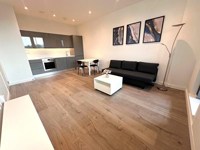 1 Bedroom Flat To Rent In Ladymead, Guildford, GU1