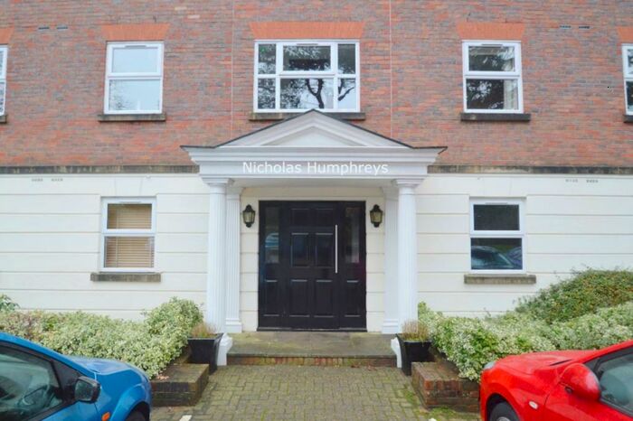 2 Bedroom Flat To Rent In Pine Ridge - St Albans, AL1