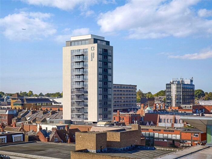 1 Bedroom Apartment To Rent In Berkshire House, Queen Street, Maidenhead, Berkshire, SL6