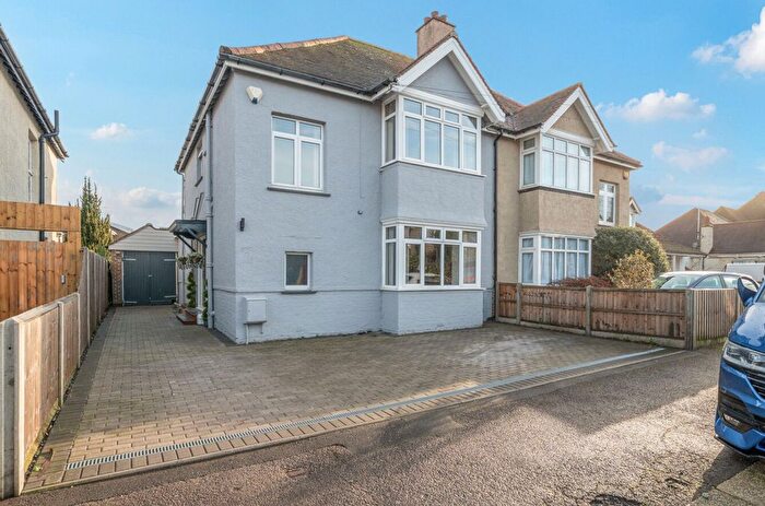 3 Bedroom Semi-Detached House For Sale In Hillsboro Road, Bognor Regis, PO21