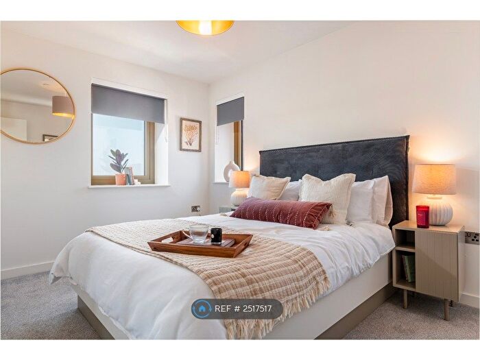 2 Bedroom Flat To Rent In Domain, Reading, RG1