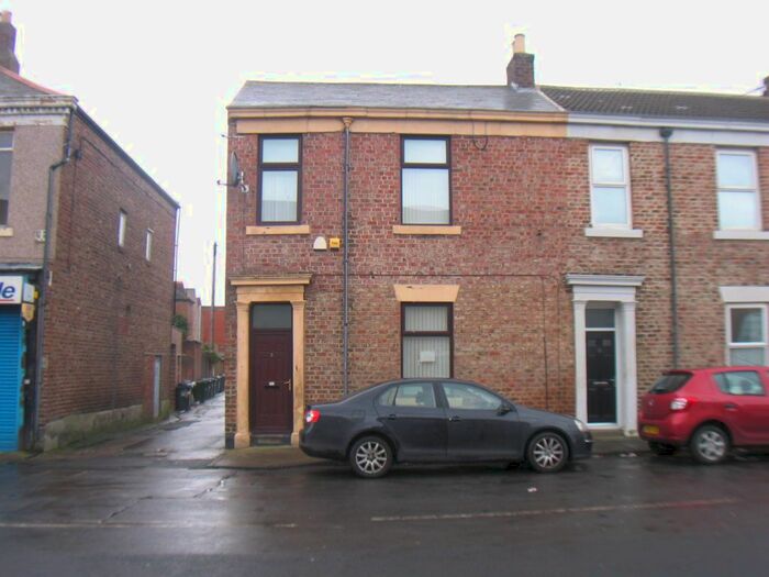 2 Bedroom End Of Terrace House To Rent In North King Street, North Shields, NE30