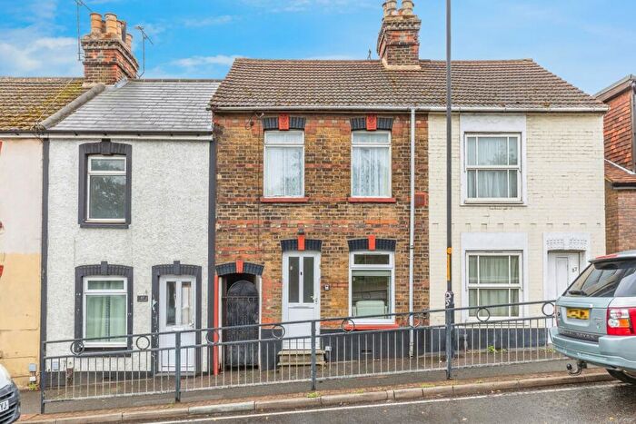 2 Bedroom Terraced House For Sale In Gads Hill, Gillingham, Kent, ME7