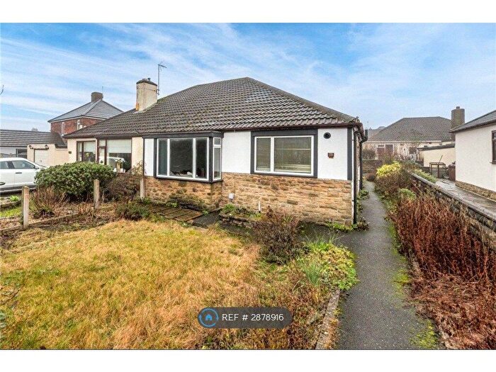 2 Bedroom Bungalow To Rent In Britannia Road, Leeds, LS27
