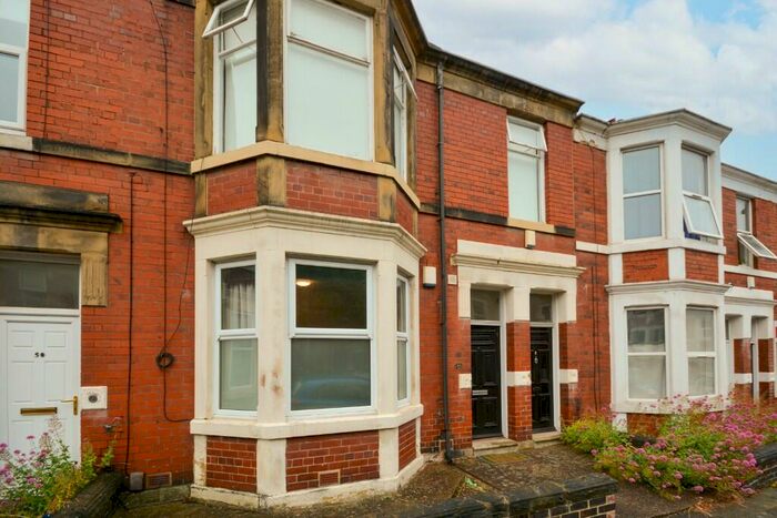 3 Bedroom Flat To Rent In Shortridge Terrace, Newcastle Upon Tyne, NE2