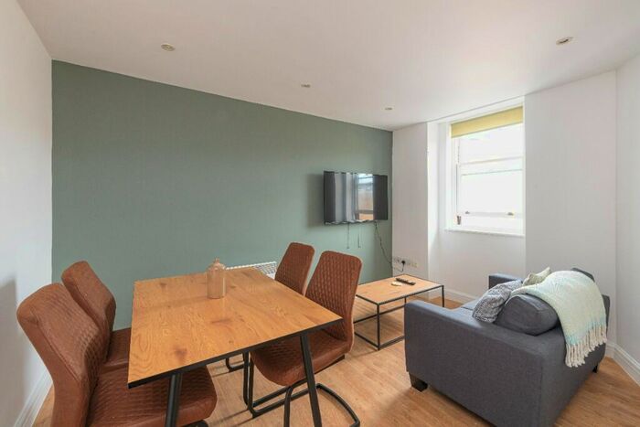 2 Bedroom Apartment To Rent In Ambry House, St. James's Parade, Bath, Somerset, BA1