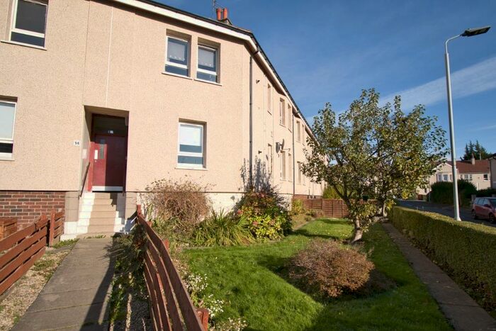 2 Bedroom Cottage To Rent In Byres Crescent, Paisley, Renfrewshire, PA3