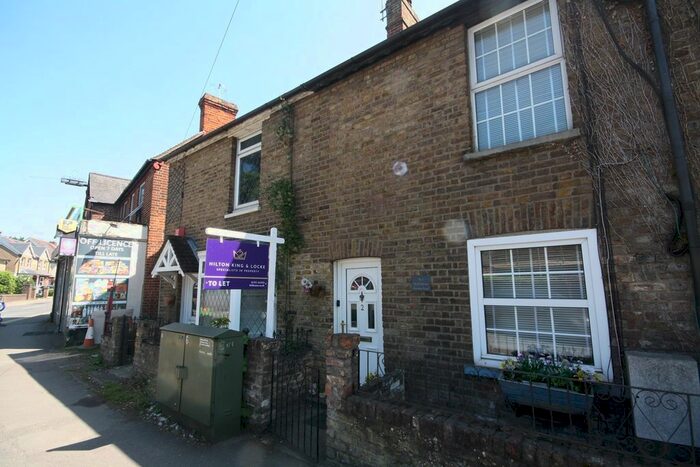 2 Bedroom Cottage To Rent In Farnham Road, Farnham Royal, Slough, SL2