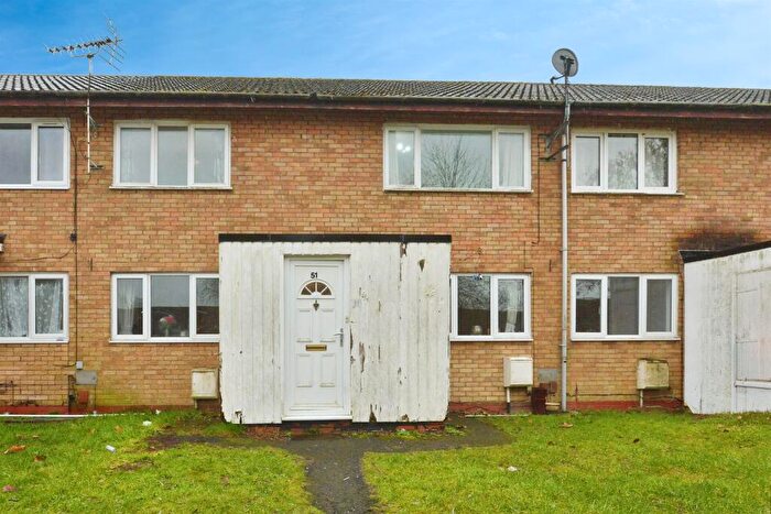 2 Bedroom Maisonette For Sale In Ormonde, Stantonbury, Milton Keynes, MK14