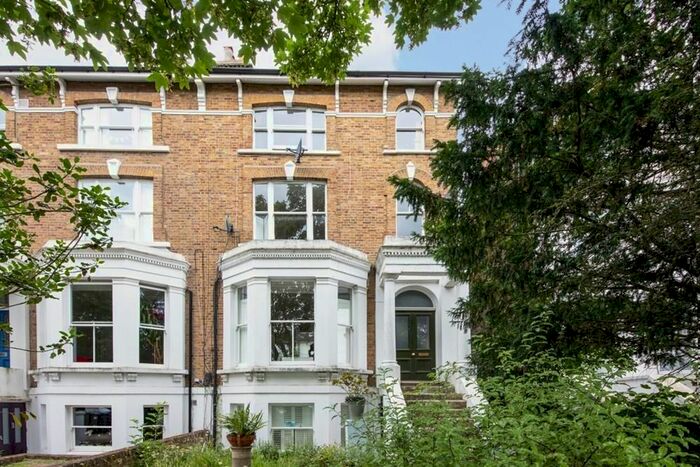 1 Bedroom Flat For Sale In Rosendale Road, Dulwich, London, SE21