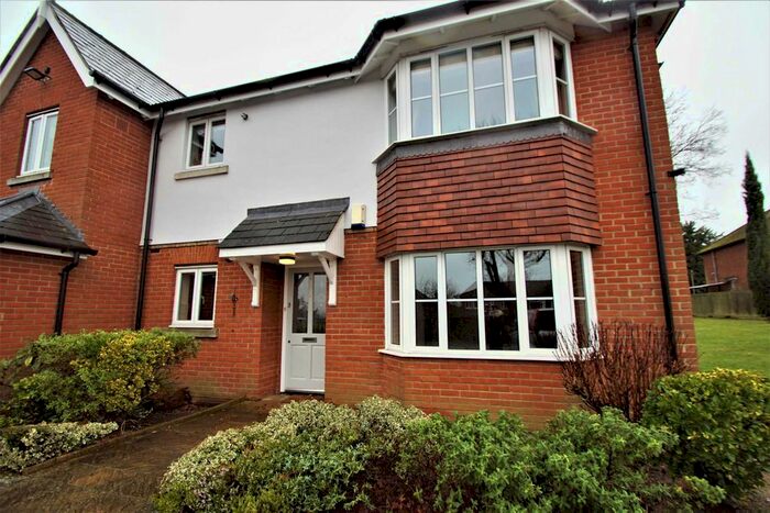 2 Bedroom Flat To Rent In Aston Grange, Hertford, SG14