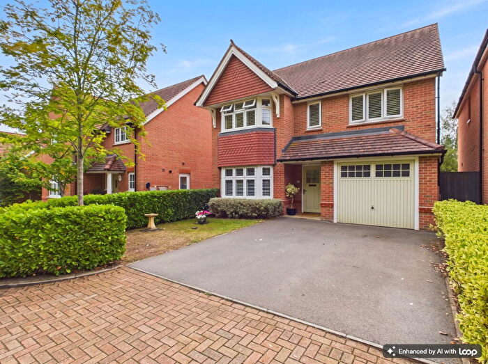 4 Bedroom Detached House For Sale In The Chimneys, St Andrews Park, Halling, Rochester, ME2