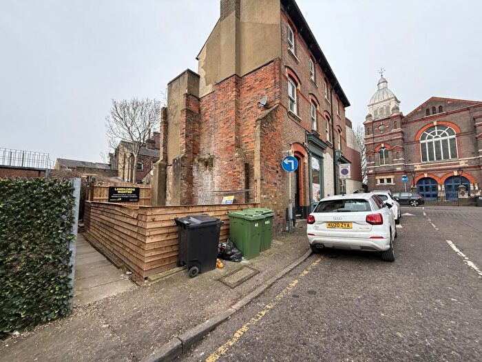 Land For Sale In High Town Road, Luton, LU2