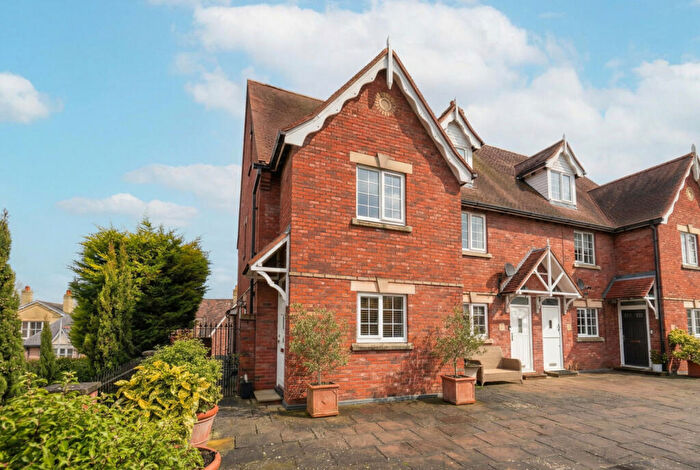 3 Bedroom End Of Terrace House For Sale In West Road, Saffron Walden, Essex, CB11