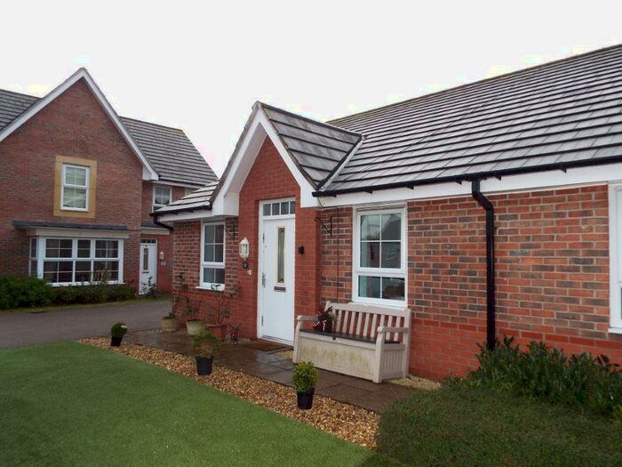 2 Bedroom Bungalow To Rent In Mandarin Close, Forest Town, Mansfield, NG19