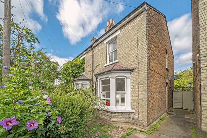 3 Bedroom Property To Rent In Richmond Park Road, Kingston Upon Thames, KT2