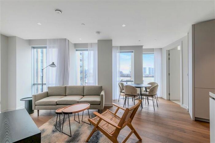3 Bedroom Flat To Rent In No., Upper Riverside, Cutter Lane, Greenwich Peninsula, SE10
