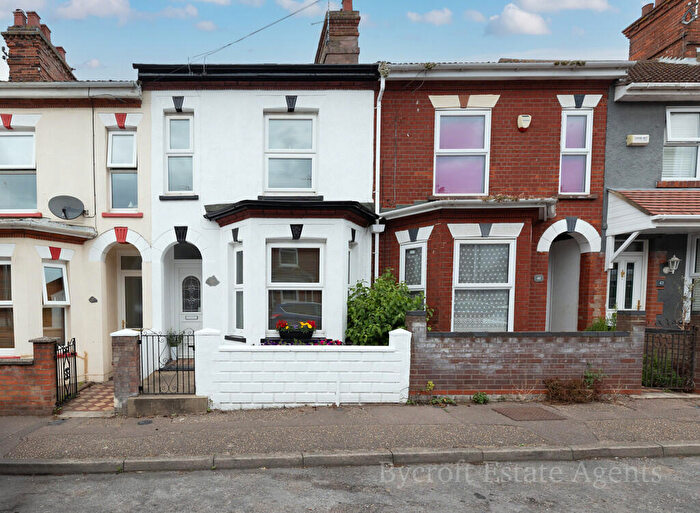 3 Bedroom Terraced House For Sale In Avenue Road, Gorleston, Great Yarmouth, NR31
