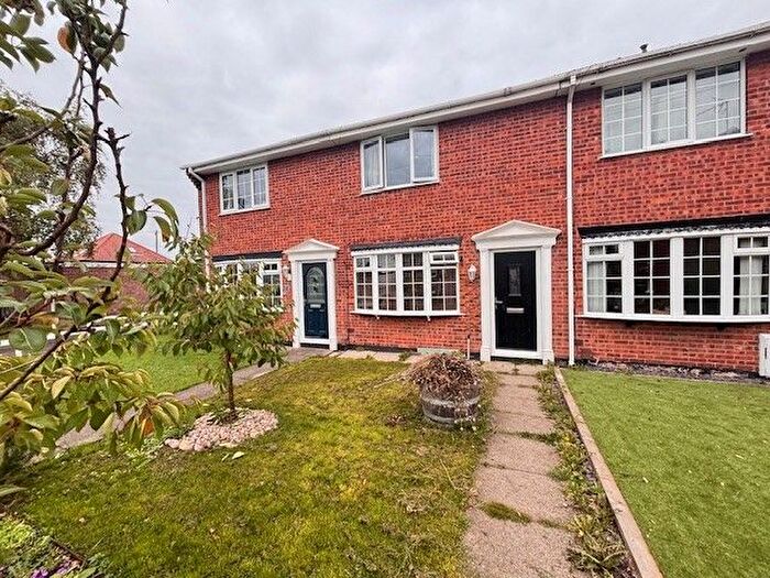 3 Bedroom Town House To Rent In Loundhouse Close, Sutton-In-Ashfield, NG17