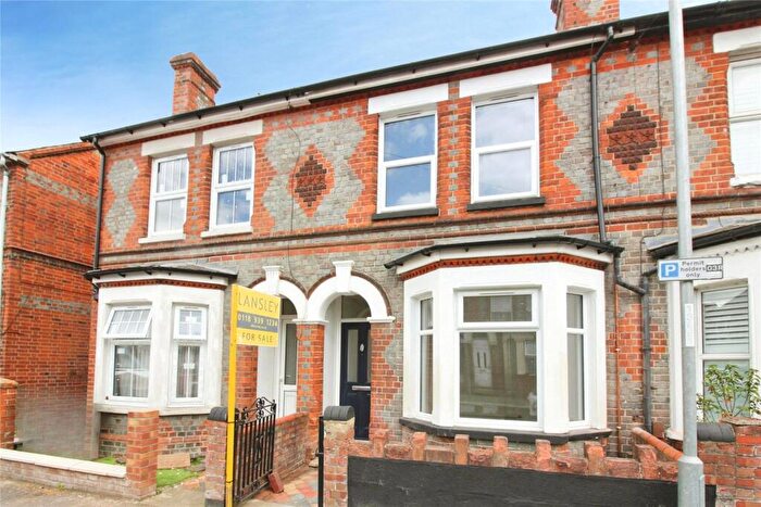 3 Bedroom Terraced House For Sale In Thames Avenue, Caversham, Reading, RG1