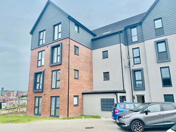 2 Bedroom Flat To Rent In Ffordd Y Dociau, Barry, CF62