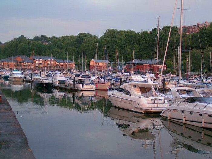 2 Bedroom Semi-Detached House To Rent In Plas Pamir, Penarth, CF64