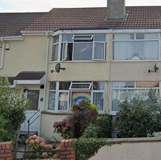 2 Bedroom Terraced House To Rent In Tenth Avenue, Bristol, BS7