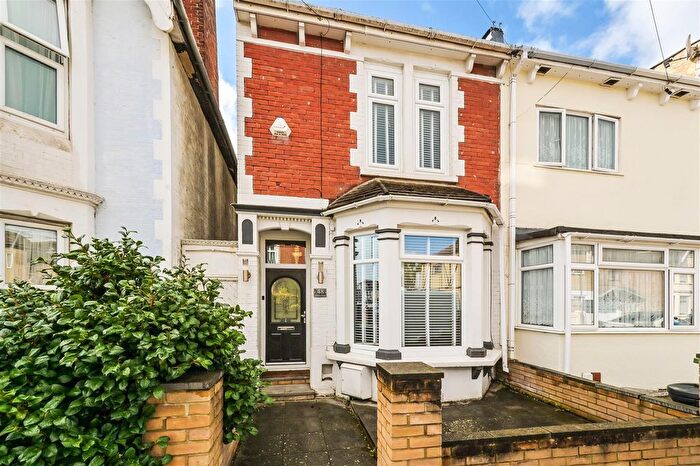 3 Bedroom End Of Terrace House For Sale In Queens Road, Portsmouth, PO2