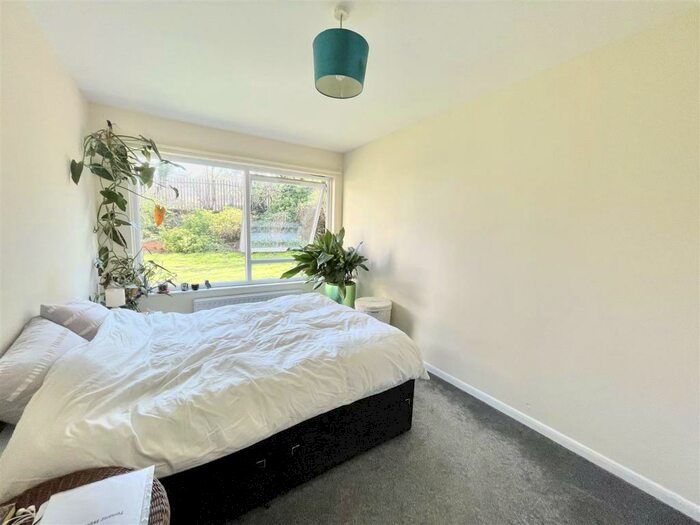 2 Bedroom Apartment To Rent In Overnhurst Court, Overnhill Road, BS16