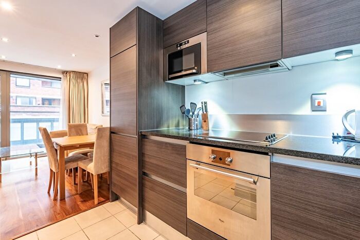 1 Bedroom Flat To Rent In Vauxhall Bridge Road, London, SW1V
