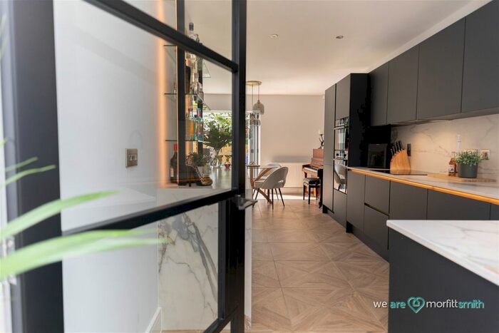 4 Bedroom Detached House For Sale In Knights Walk, Sutton, Retford, DN22